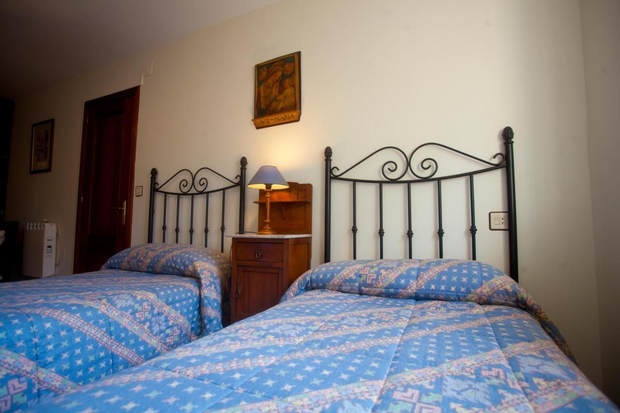 Villa Mercedes Piloña Εξωτερικό φωτογραφία